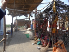 india2014 temple moto.jpg