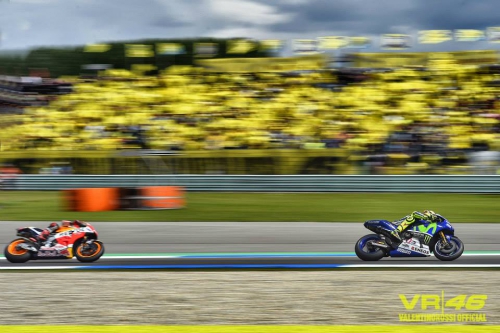 ASSEN 2015 ROSSI MARQUEZ.jpg