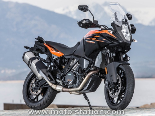 KTM-1090-Adventure-2017_2.jpg