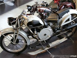 moto-guzzi-motorcycle-museum-1