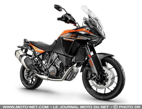 ktm-1090-adv-01.jpg